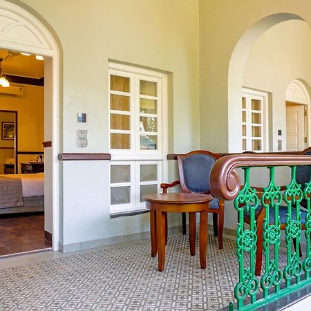 Hotel Citrus Chambers Mahābaleshwar Esterno foto