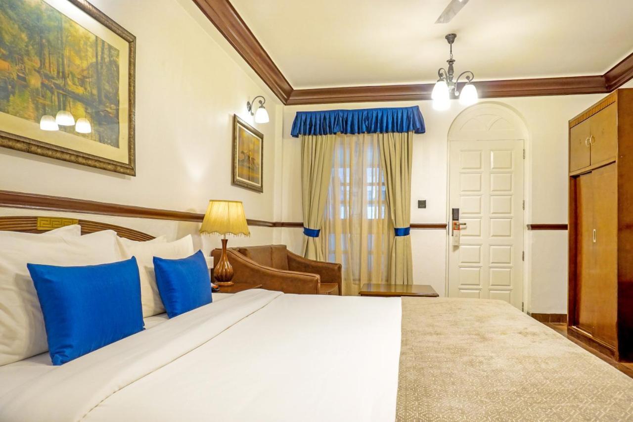 Hotel Citrus Chambers Mahābaleshwar Esterno foto