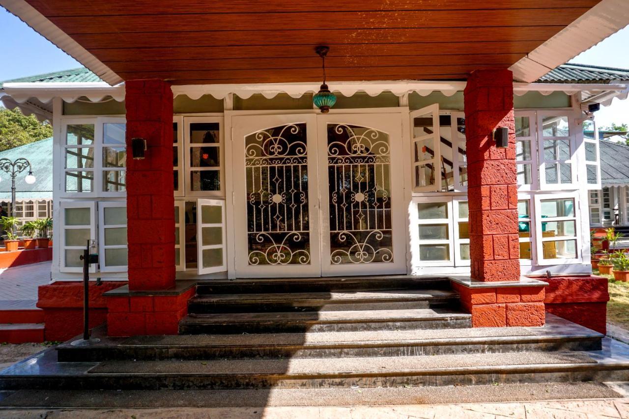 Hotel Citrus Chambers Mahābaleshwar Esterno foto
