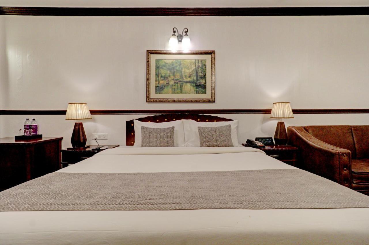 Hotel Citrus Chambers Mahābaleshwar Esterno foto