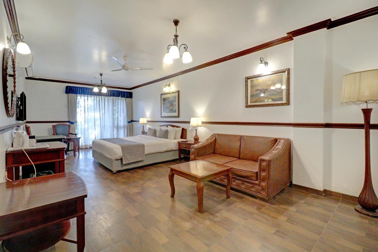 Hotel Citrus Chambers Mahābaleshwar Esterno foto